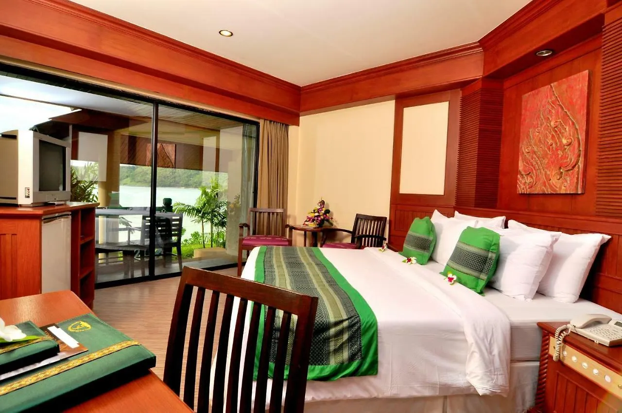 Phi Phi Island Cabana Hotel