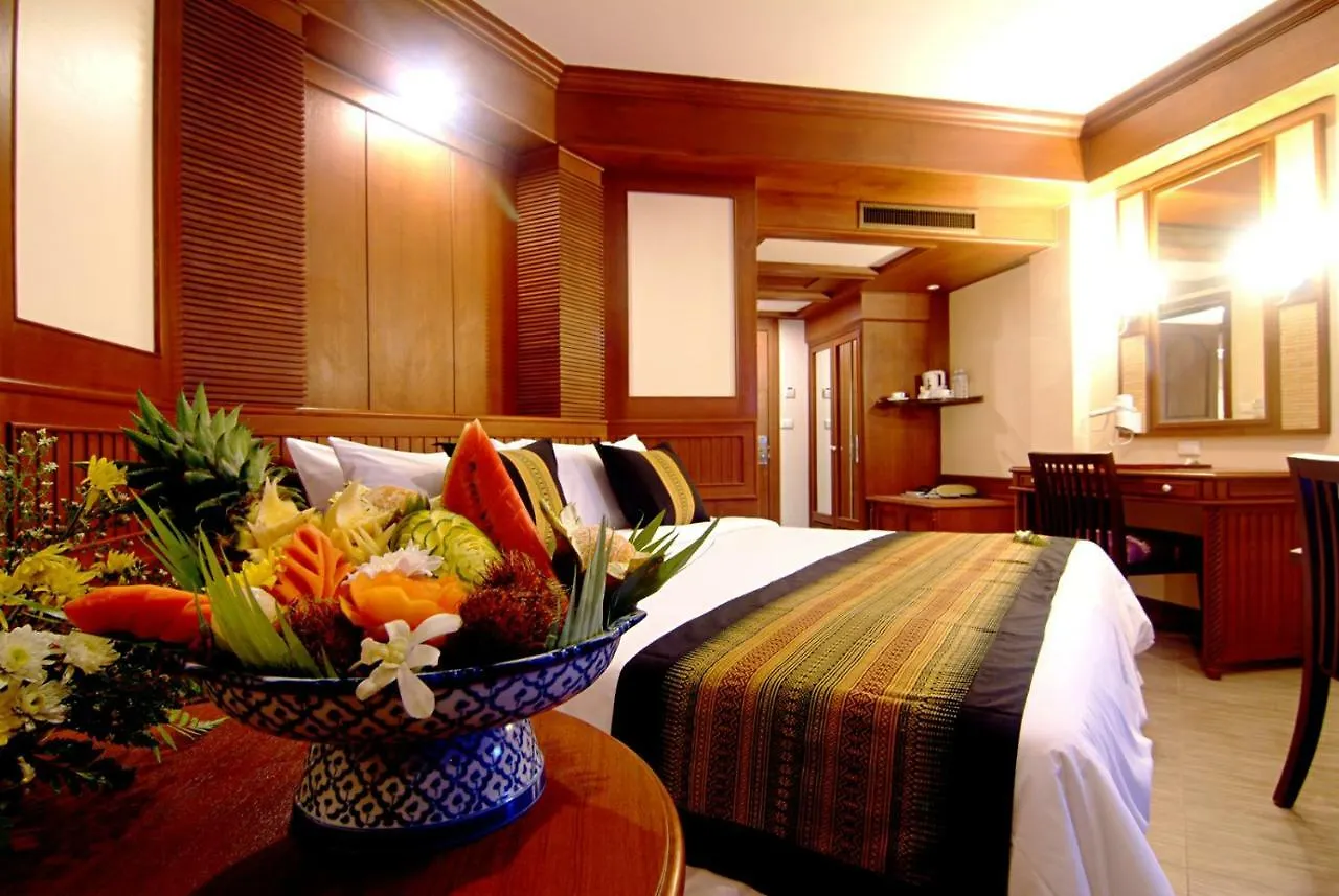 Phi Phi Island Cabana Hotel
